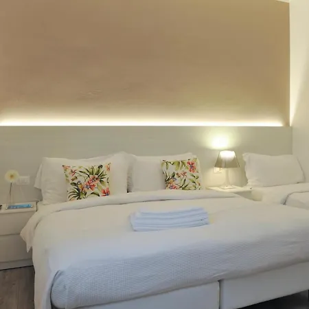 Bed Da Anna 3* بسكييرا ديل غاردا