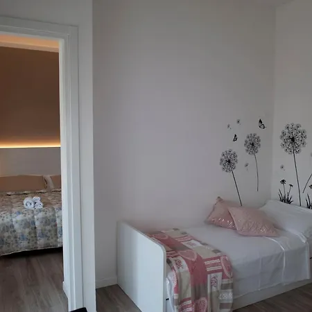 Bed Da Anna بيت ضيافة بسكييرا ديل غاردا