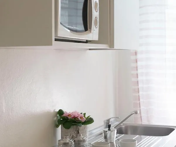 Bed Da Anna 3* Пескьера-дель-Гарда